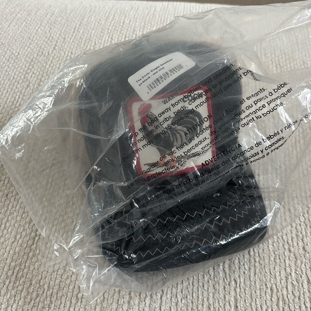 The c0ck rooster trucker hat baseball cap NWT